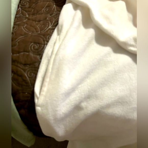 Target 🎯 Unicorn 🦄  Onesie with gold wings ! Size Med Great condition ! Only 1! - Picture 4 of 7